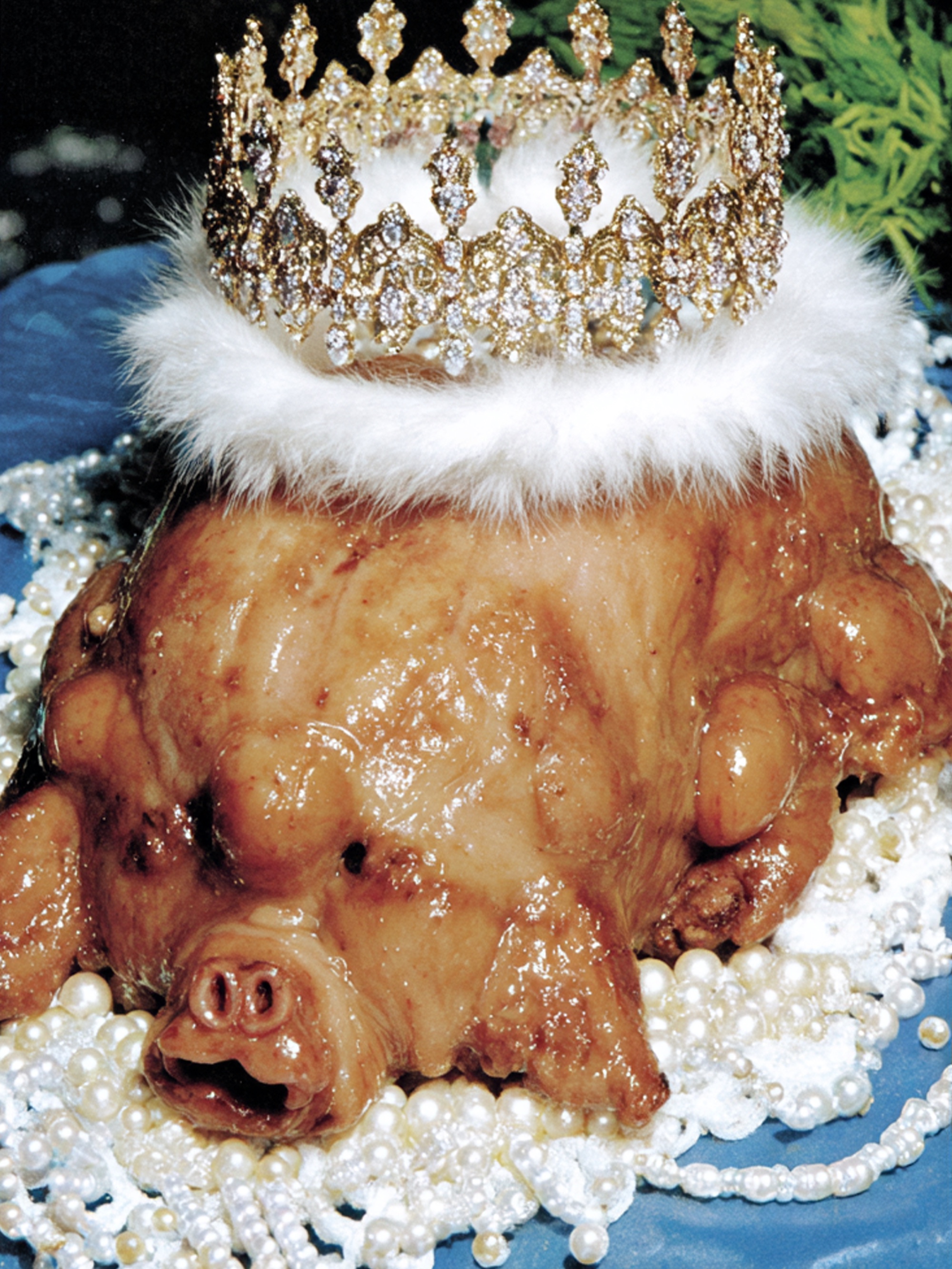Piggy with crown